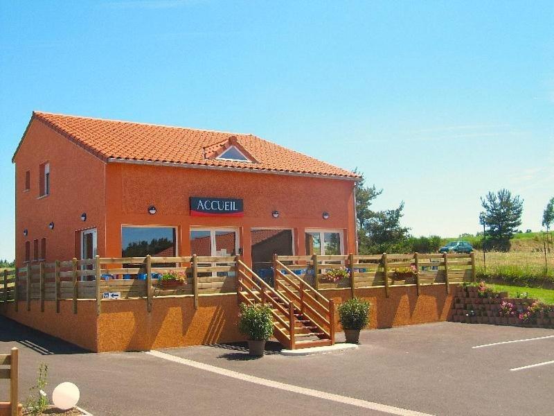 Hotel Cantal Cottages Saint-Georges  Ngoại thất bức ảnh