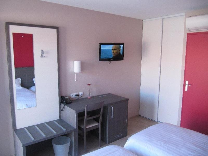 Hotel Cantal Cottages Saint-Georges  Ngoại thất bức ảnh