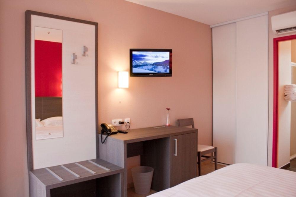 Hotel Cantal Cottages Saint-Georges  Ngoại thất bức ảnh