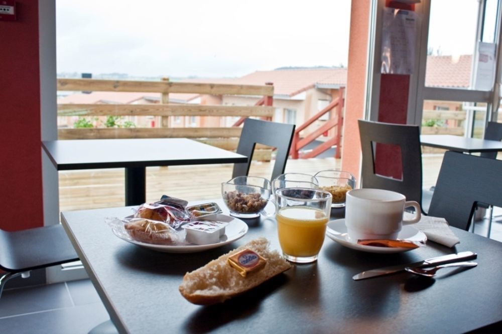 Hotel Cantal Cottages Saint-Georges  Ngoại thất bức ảnh
