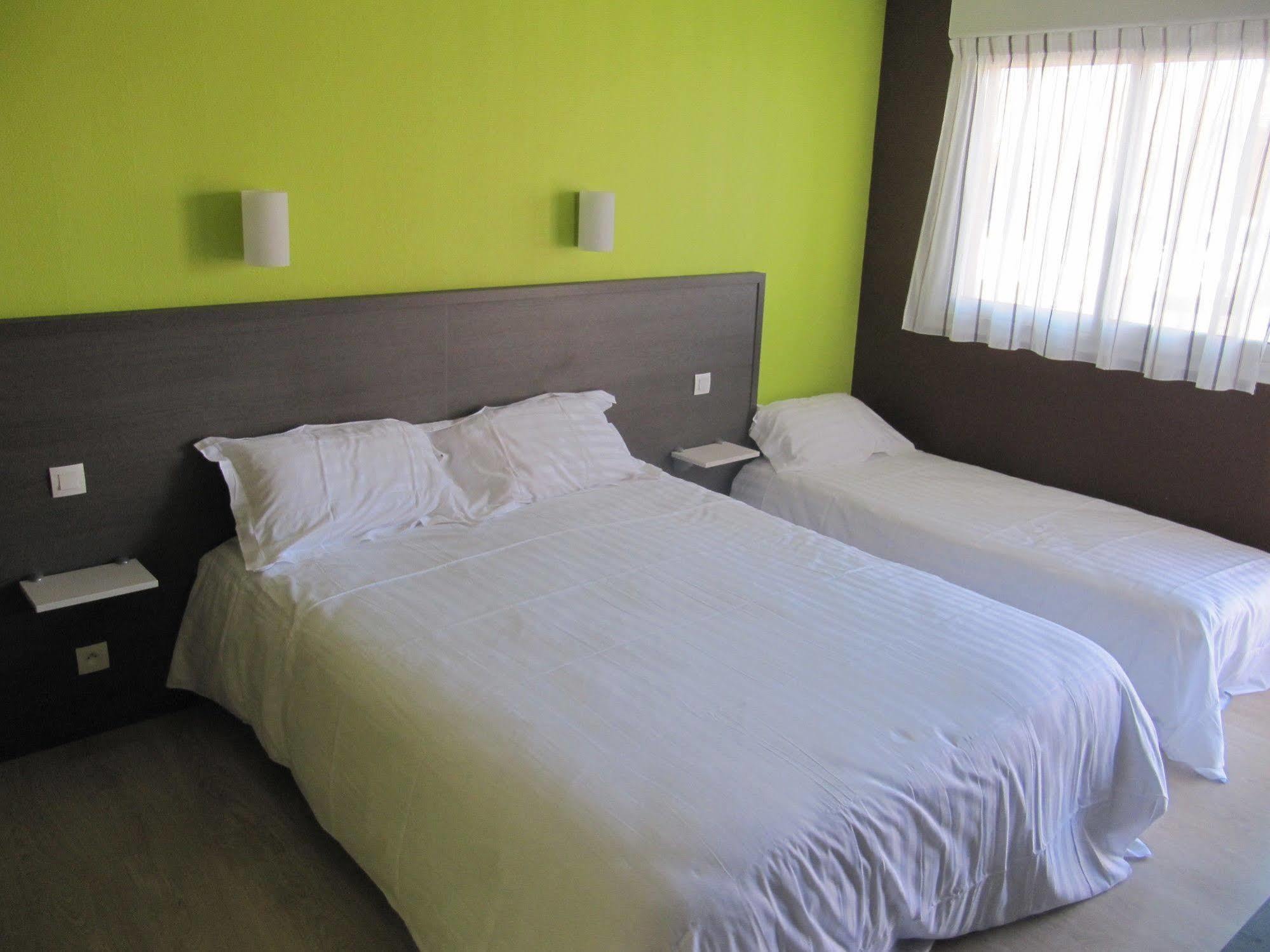 Hotel Cantal Cottages Saint-Georges  Ngoại thất bức ảnh